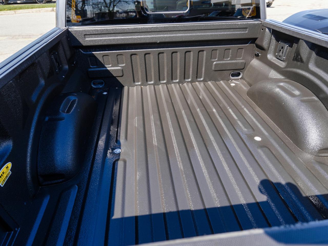 2022 Ford F-150 LARIAT | LEATHER | PANO ROOF | 4X4 | SPORT TRACK Photo