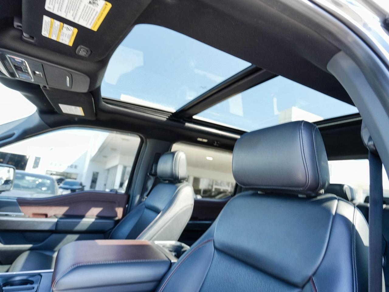 2022 Ford F-150 LARIAT | LEATHER | PANO ROOF | 4X4 | SPORT TRACK Photo