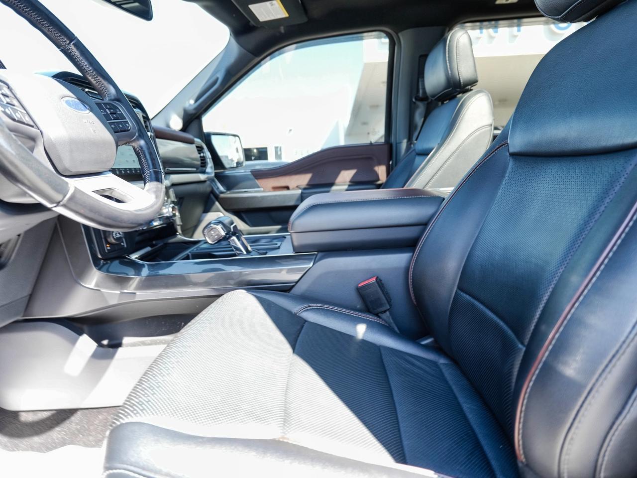 2022 Ford F-150 LARIAT | LEATHER | PANO ROOF | 4X4 | SPORT TRACK Photo