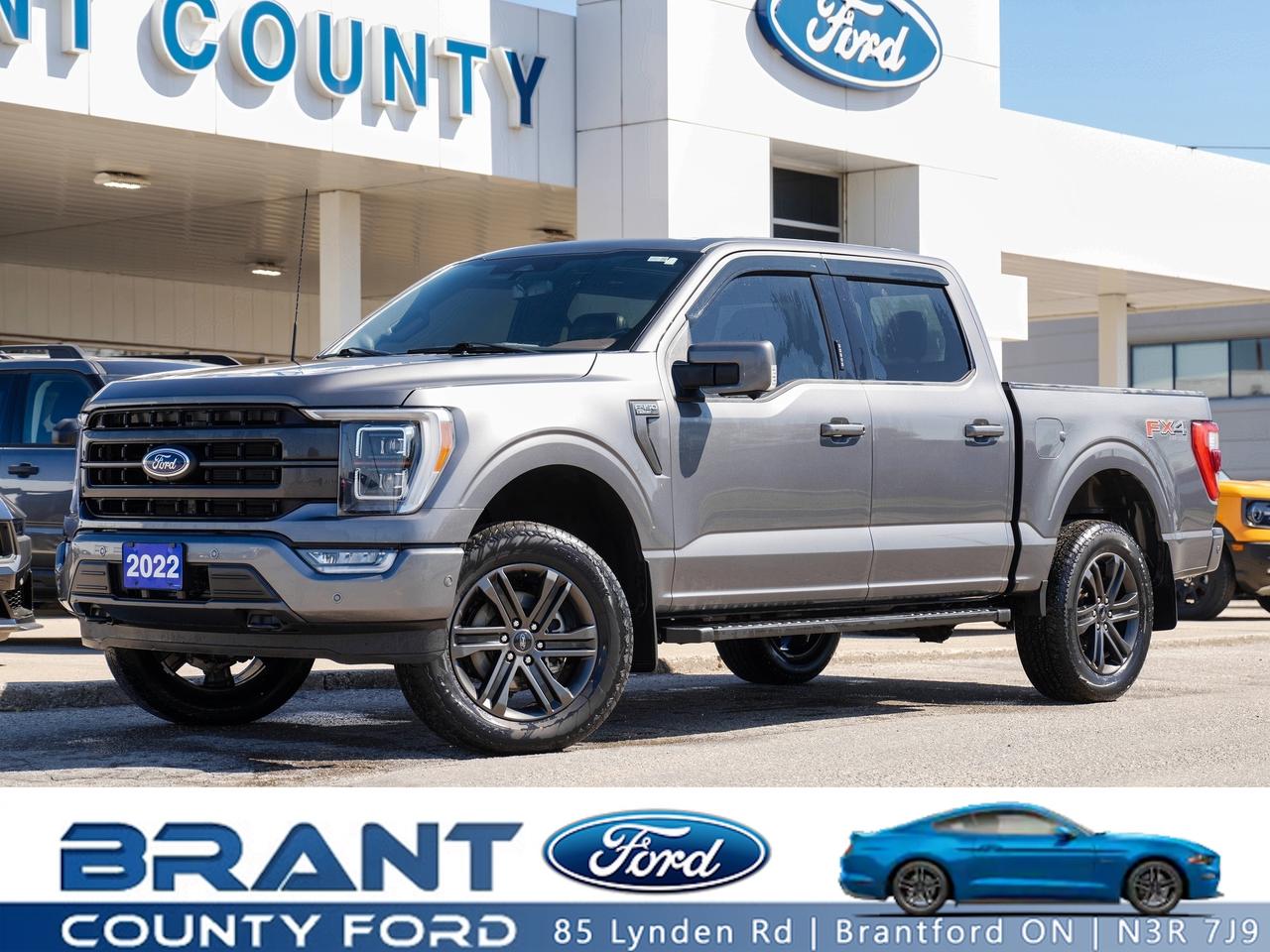 2022 Ford F-150 LARIAT | LEATHER | PANO ROOF | 4X4 | SPORT TRACK Photo