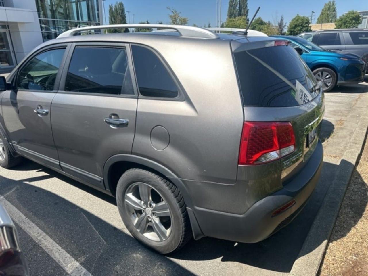 2012 Kia Sorento EX Lux w/3rd Row - Photo #2