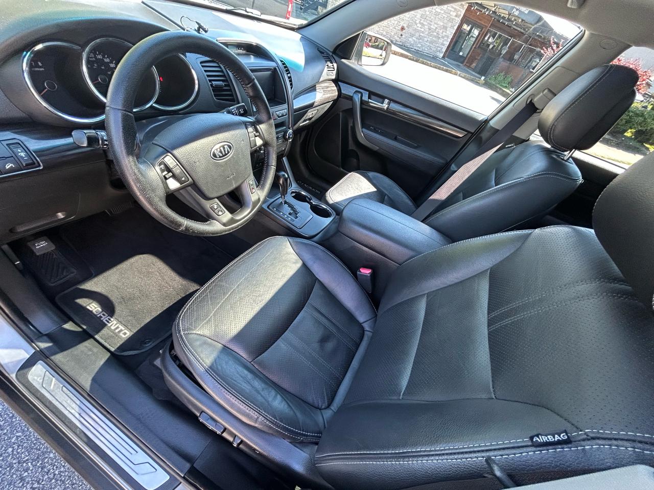2012 Kia Sorento EX Lux w/3rd Row - Photo #9