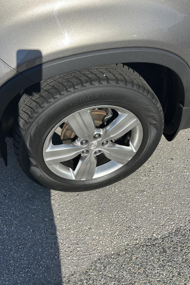 2012 Kia Sorento EX Lux w/3rd Row - Photo #24