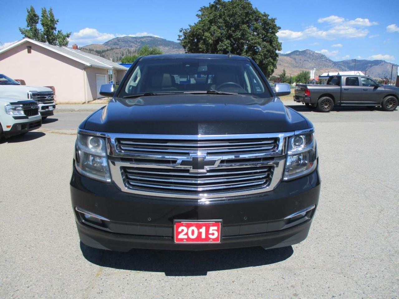 2015 Chevrolet Tahoe LTZ 4WD Photo1