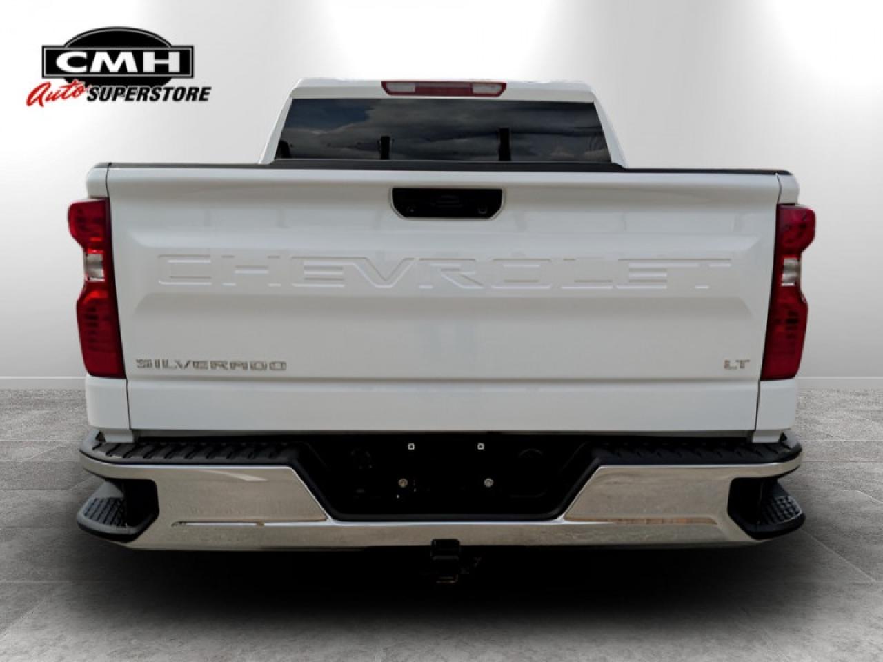 2024 Chevrolet Silverado 1500 LT  **5.3L ECOTEC3 V8 ENGINE** Photo3