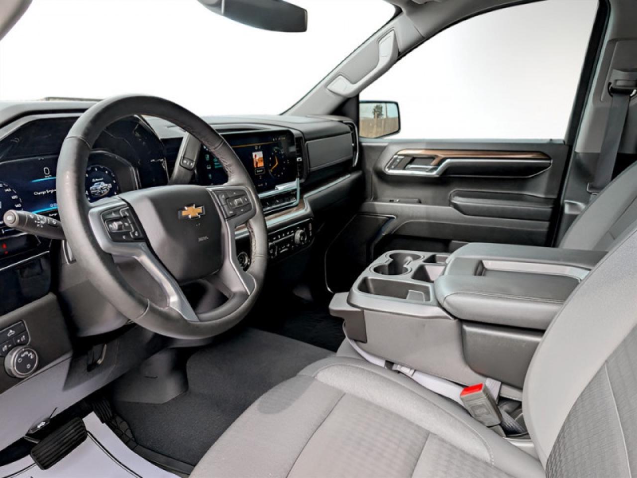 2024 Chevrolet Silverado 1500 LT  **5.3L ECOTEC3 V8 ENGINE** Photo