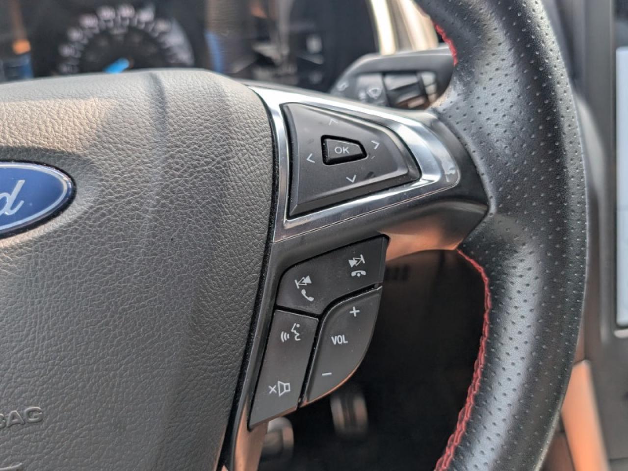 2021 Ford Edge ST Line  **CO-PILOT360 - COLD WEATH. PKG** Photo