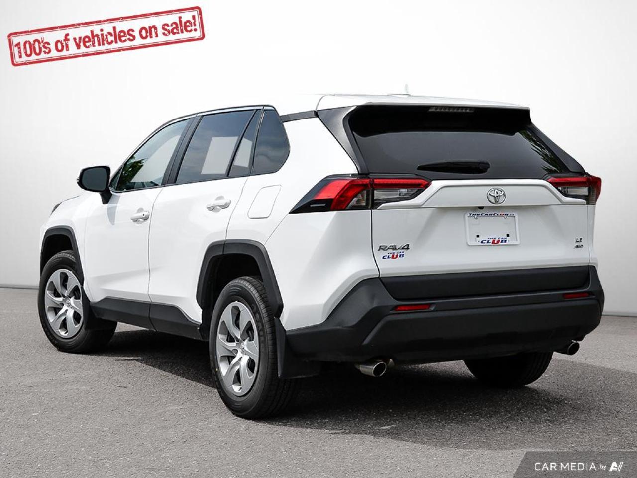 2022 Toyota RAV4 LE Photo3