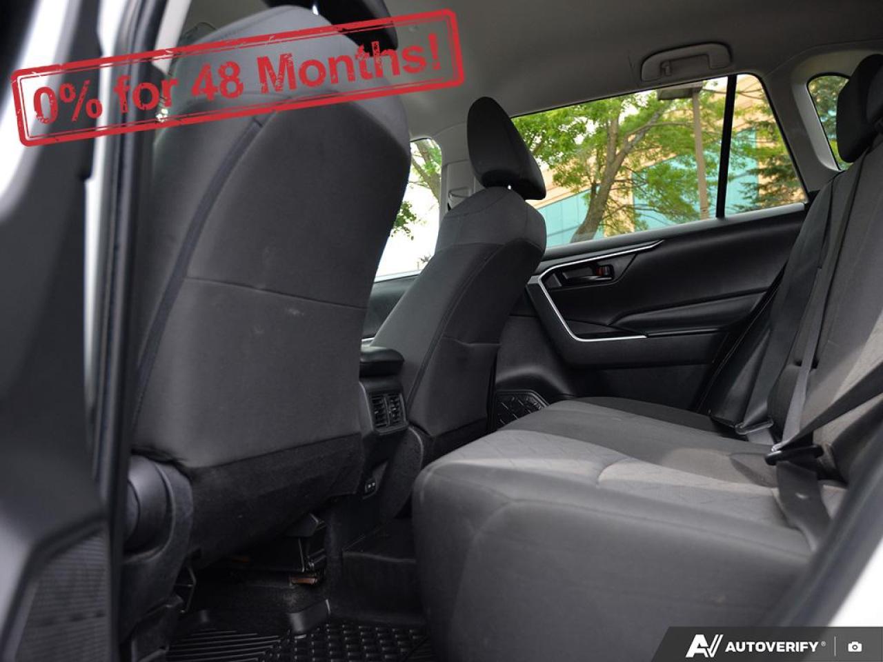 2022 Toyota RAV4 LE Photo