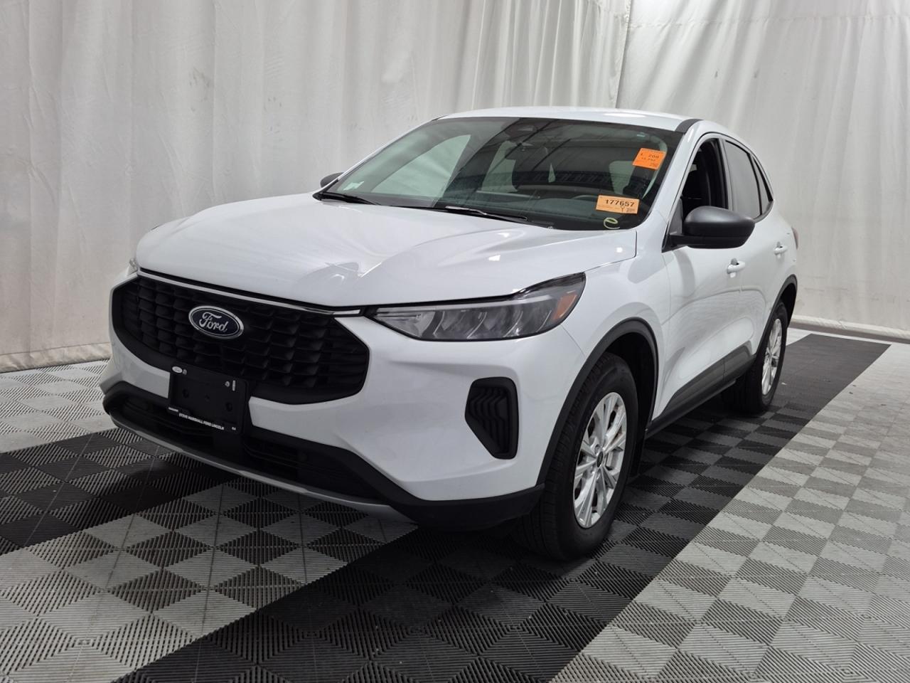 2024 Ford Escape Active Photo0