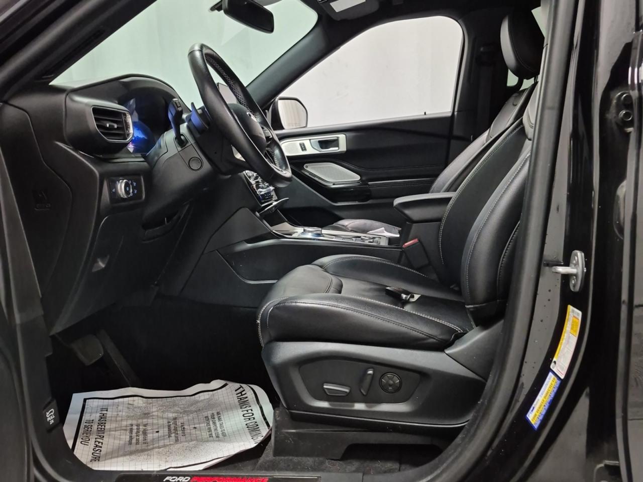 2022 Ford Explorer ST Photo5