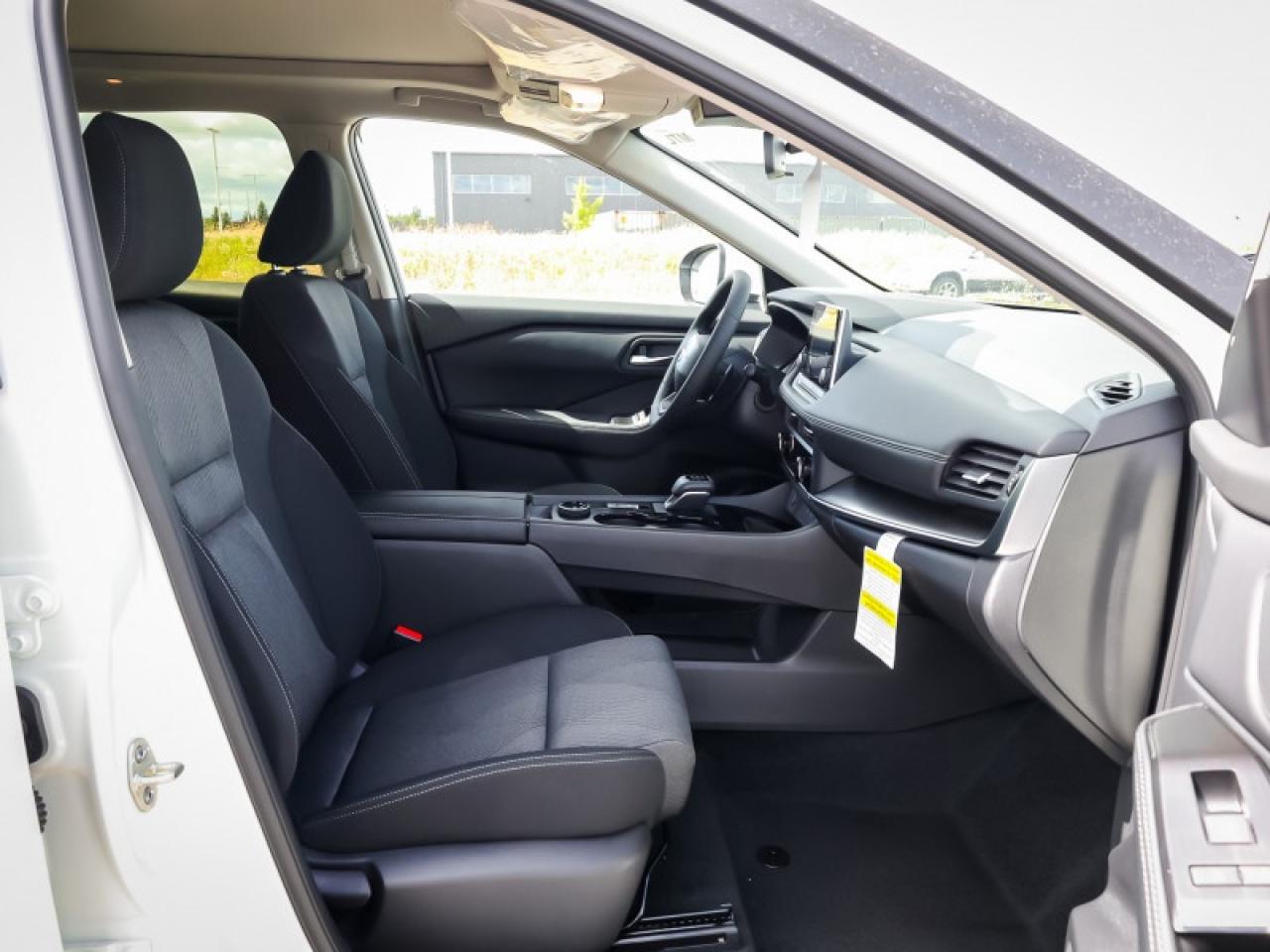 2026 Nissan Rogue SV Moonroof  - Sunroof -  Power Liftgate Photo