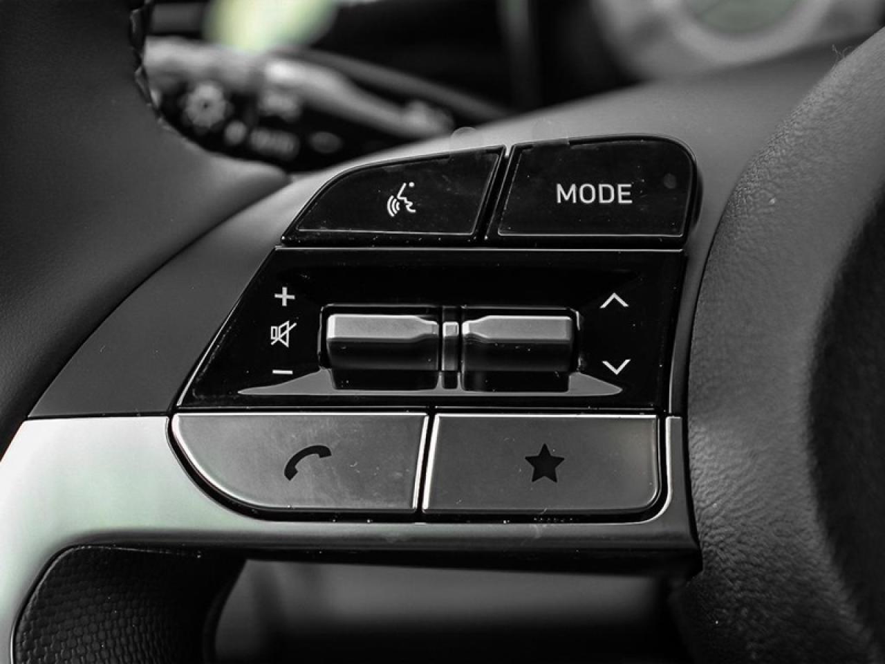 2025 Hyundai Elantra Luxury IVT  - Premium Audio - $110.20 /Wk Photo