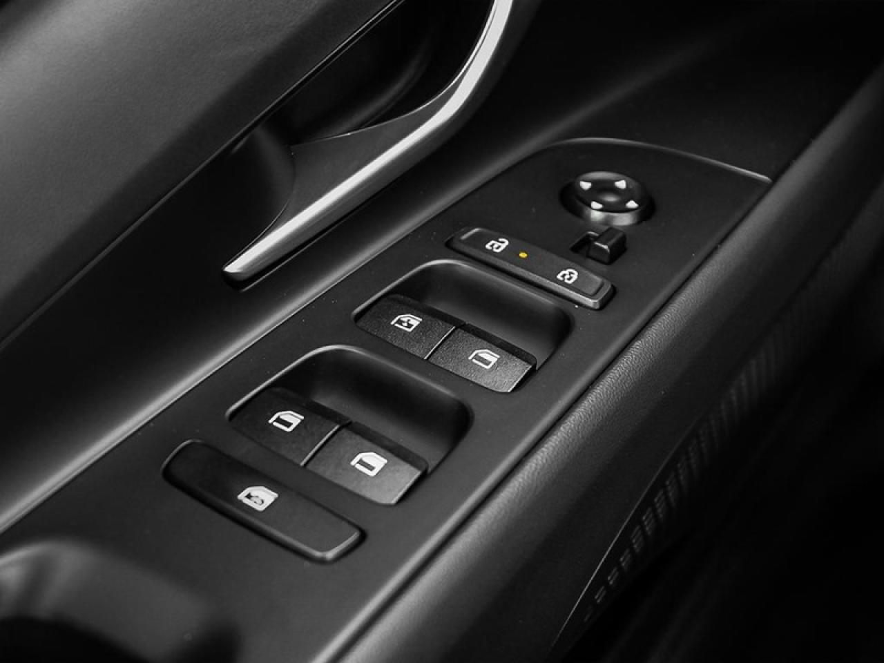 2025 Hyundai Elantra Luxury IVT  - Premium Audio - $110.20 /Wk Photo