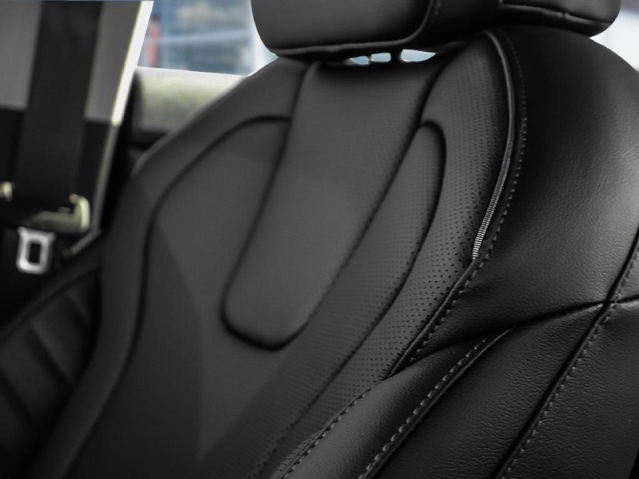 2025 Hyundai Elantra Luxury IVT  - Premium Audio - $110.20 /Wk Photo