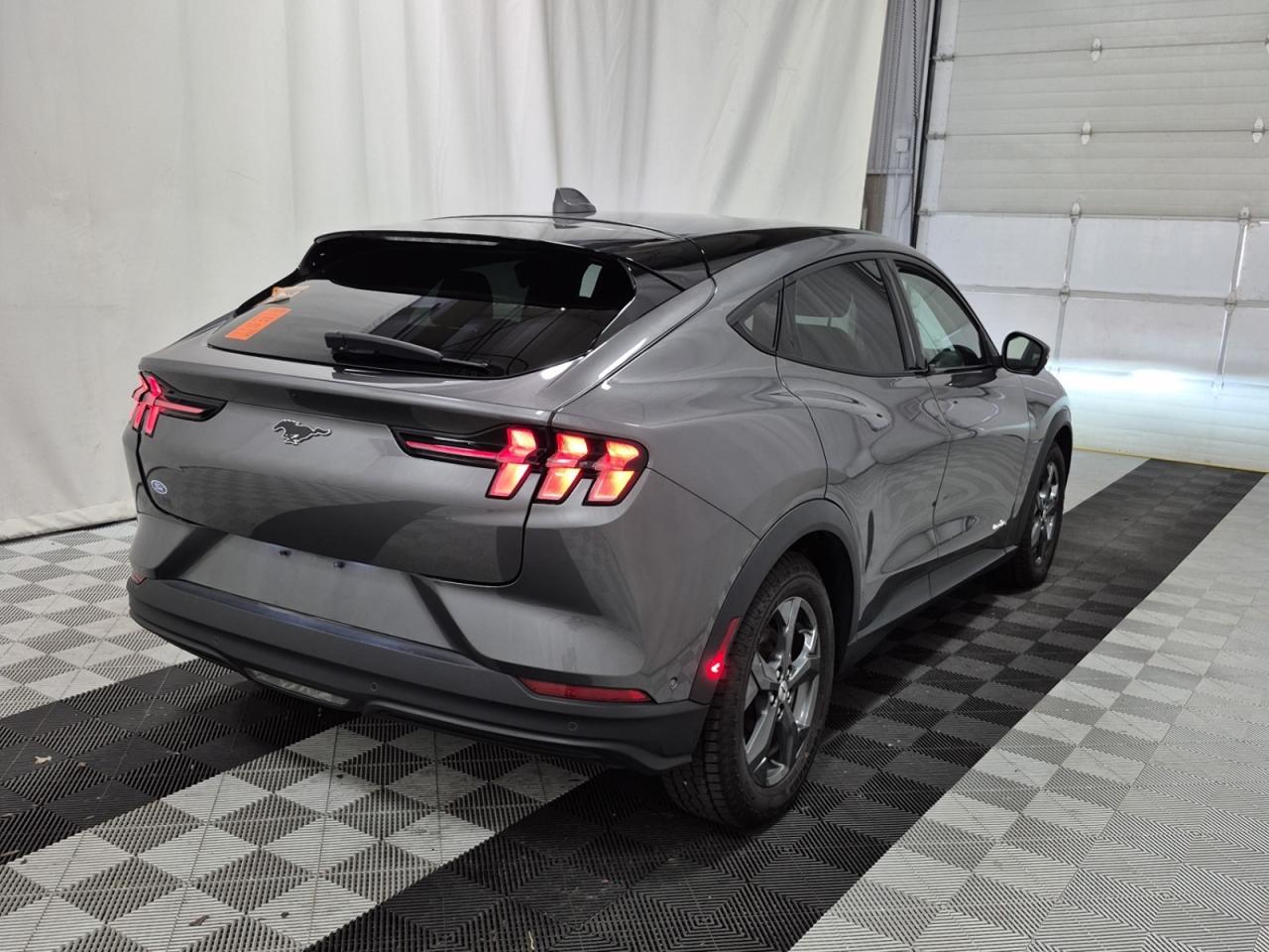 2021 Ford Mustang Mach-E Select Photo5