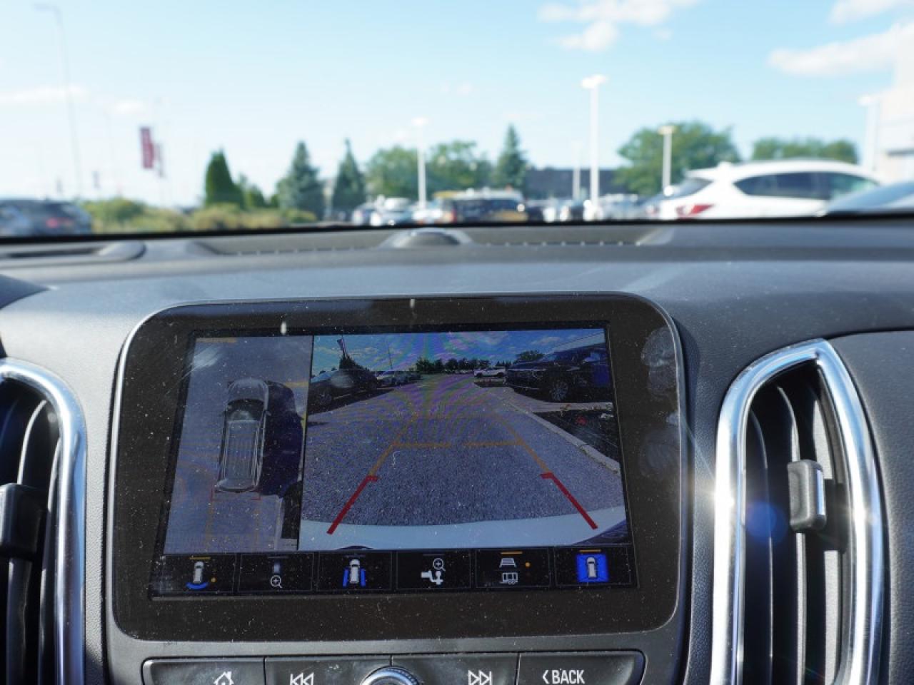2022 Chevrolet Equinox LT  - LED Lights -  Apple CarPlay Photo