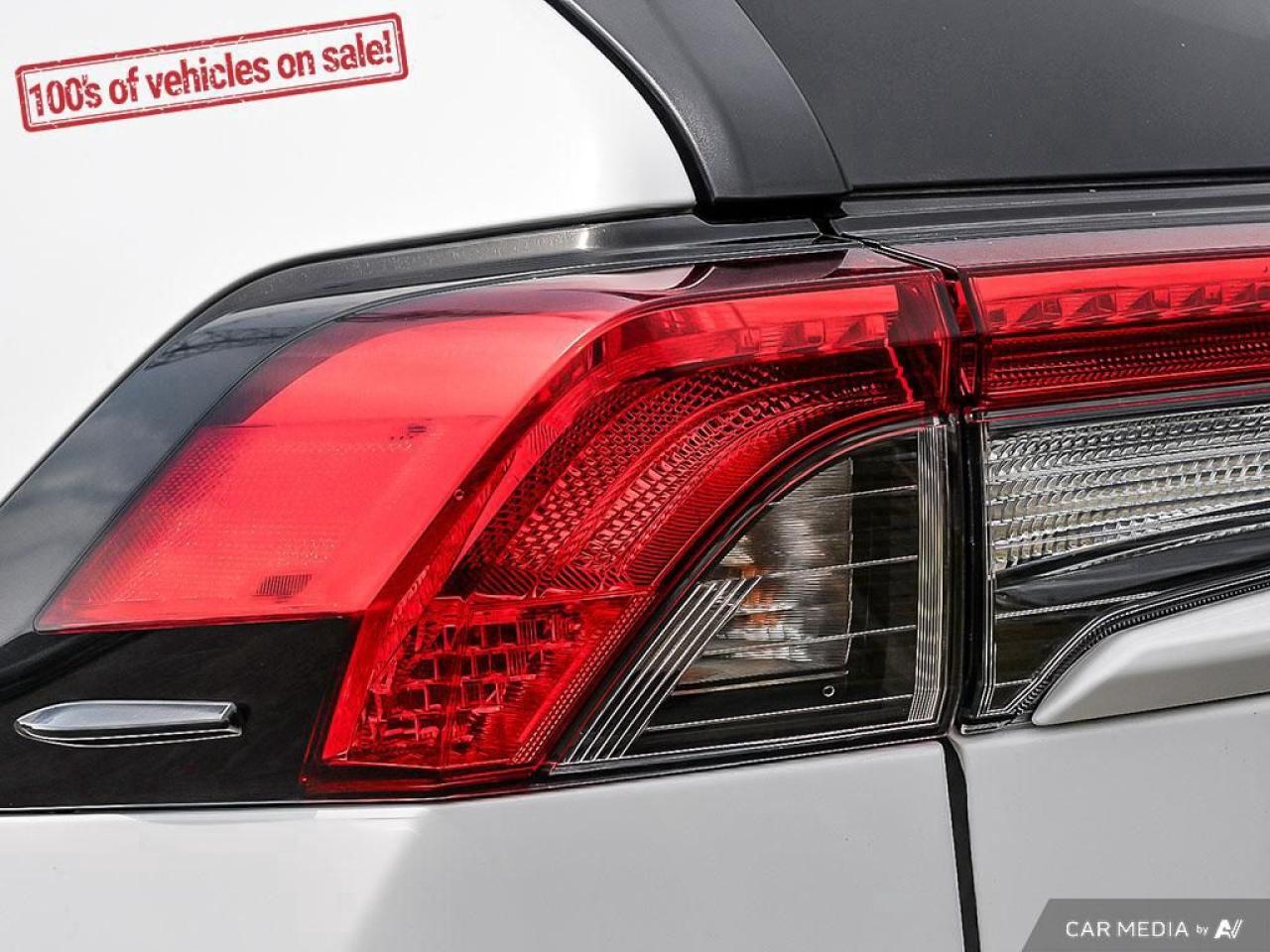 2022 Toyota RAV4 LE Photo