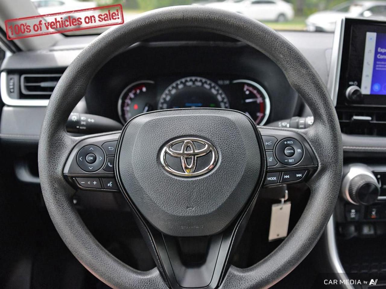 2022 Toyota RAV4 LE Photo