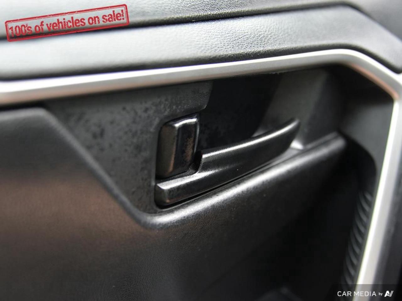 2022 Toyota RAV4 LE Photo