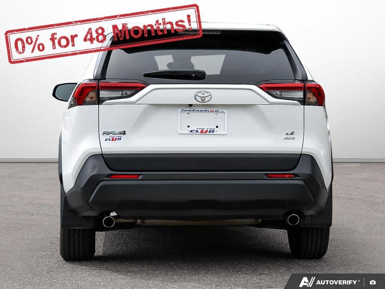 2022 Toyota RAV4 LE Photo4