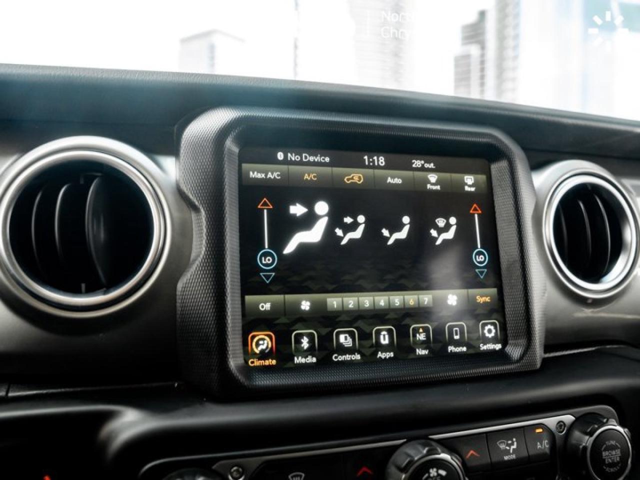 2021 Jeep Wrangler Unlimited Sahara 4x4 Uconnect 4C NAV & Sound Group Photo