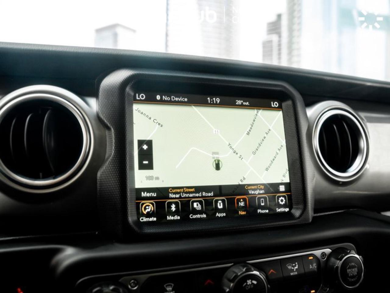 2021 Jeep Wrangler Unlimited Sahara 4x4 Uconnect 4C NAV & Sound Group Photo