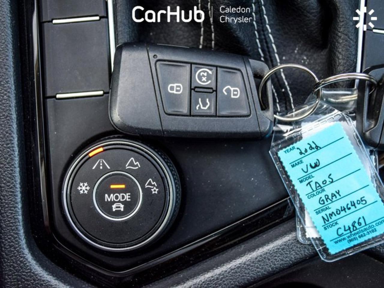 2022 Volkswagen Taos Highline 4Motion Pano Sunroof Blind Spot 19"Alloy Photo