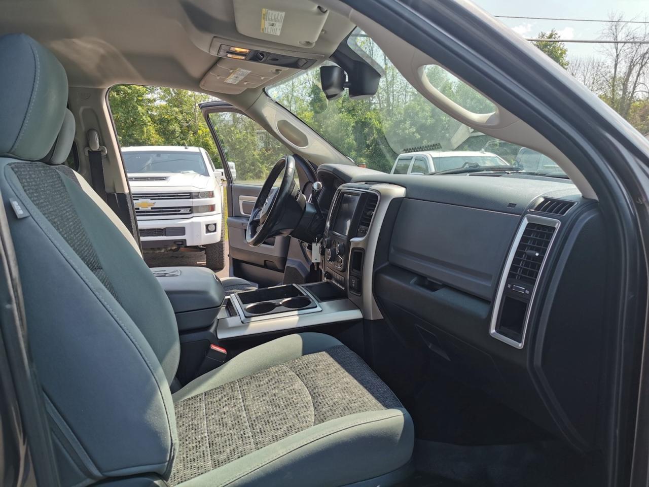 2015 RAM 2500 SLT  SWB - Photo #18