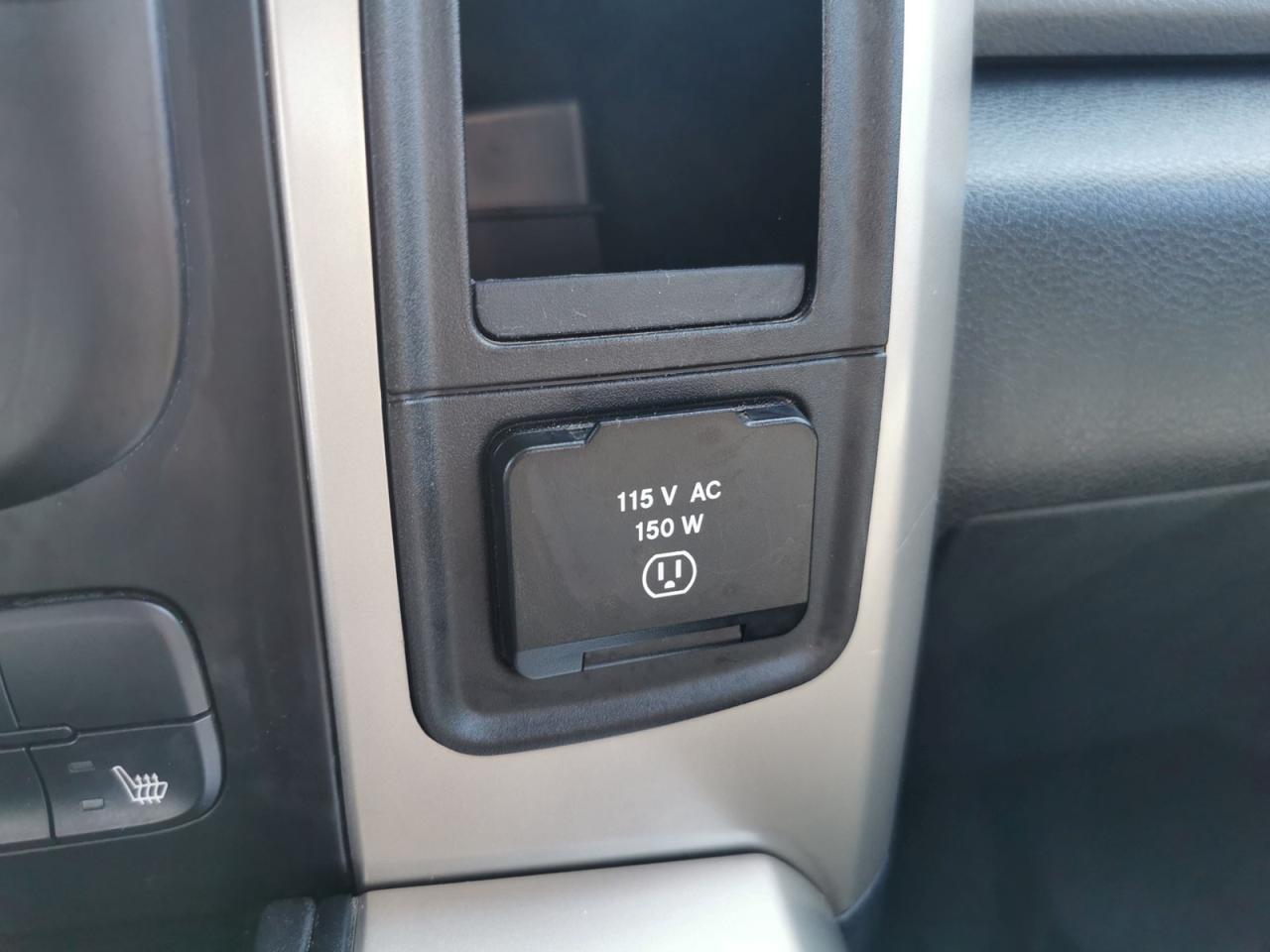 2015 RAM 2500 SLT  SWB - Photo #32