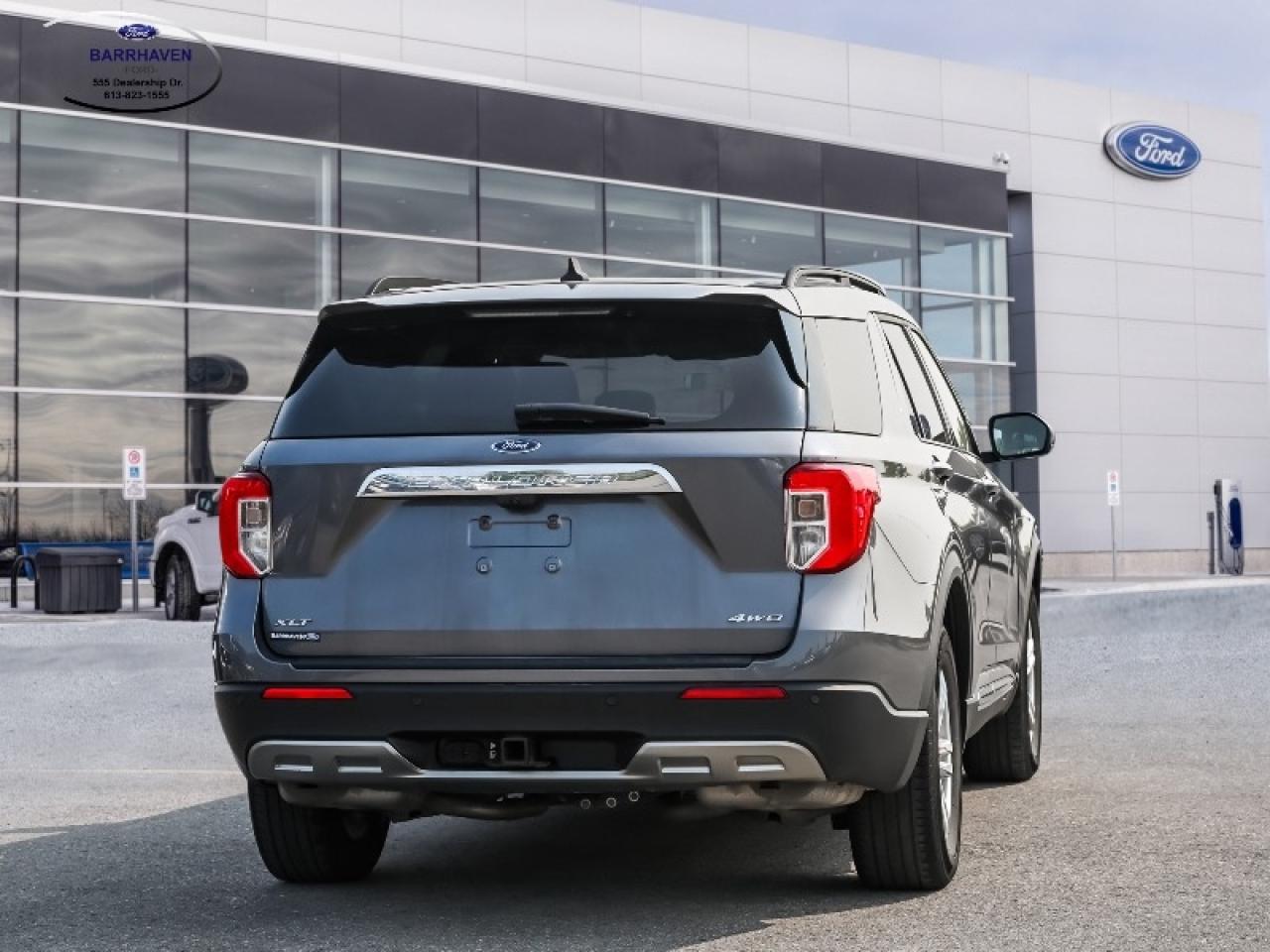 2021 Ford Explorer XLT Photo3