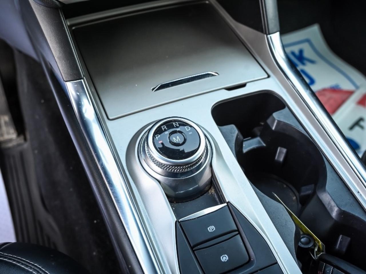 2021 Ford Explorer XLT Photo