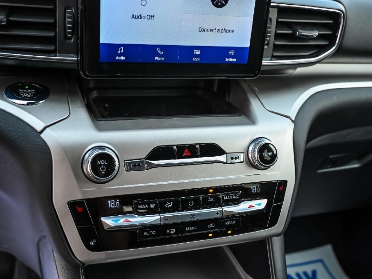 2021 Ford Explorer XLT Photo