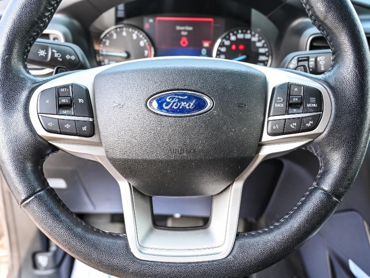 2021 Ford Explorer XLT Photo