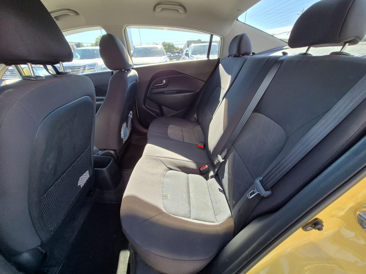 2016 Kia Rio LX + Photo12