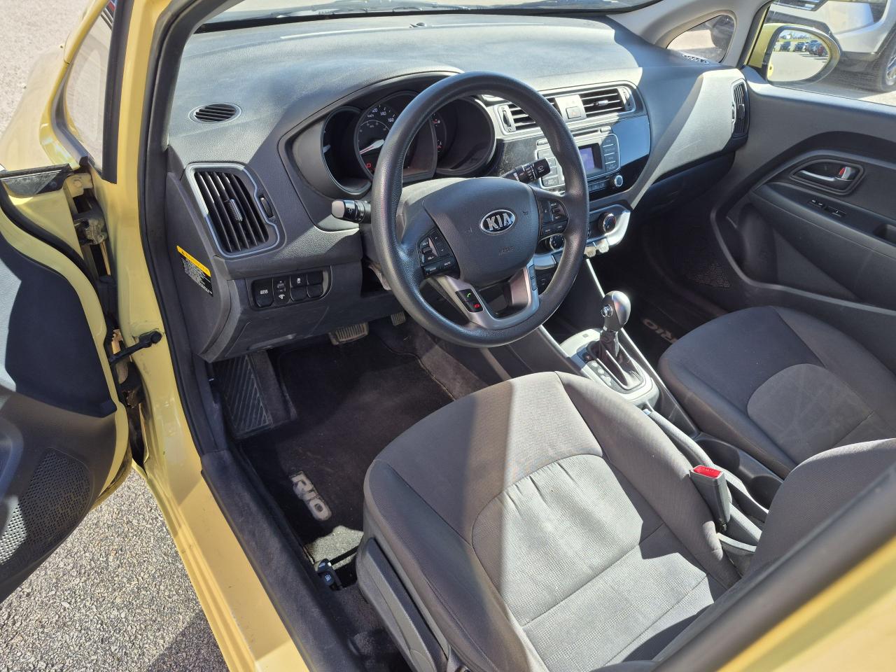 2016 Kia Rio LX + Photo6