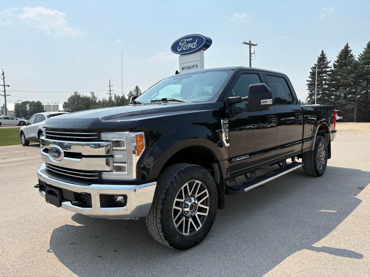 2019 Ford F-350 LARIAT ULTIMATE Photo
