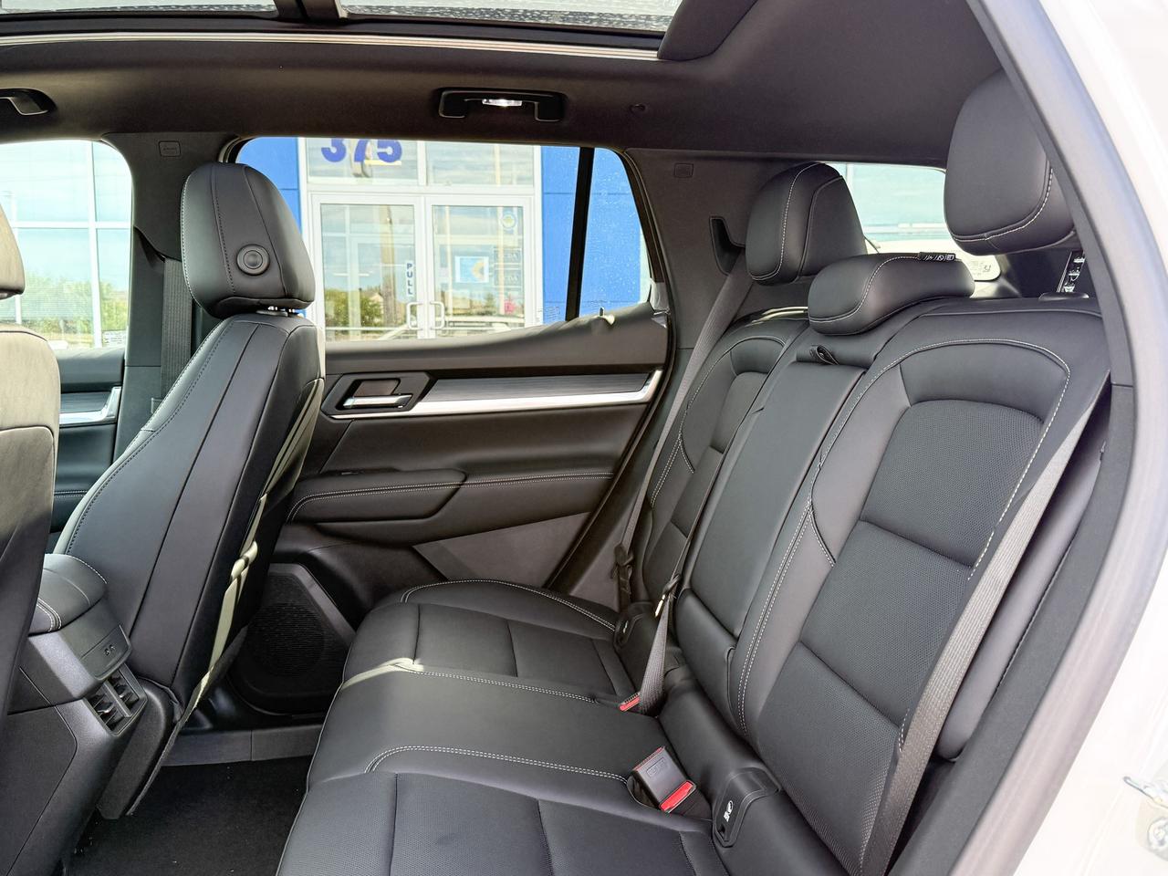 2026 GMC Terrain Elevation 1.5L 4 CYL WITH REMOTE START/ENTRY, HEATED SEATS, HEATED STEERING WHEEL, ADAPTIVE CRUISE CONTROL, HD SURROUND VISION, APPLE CARPLAY AND ANDROID AUTO Photo