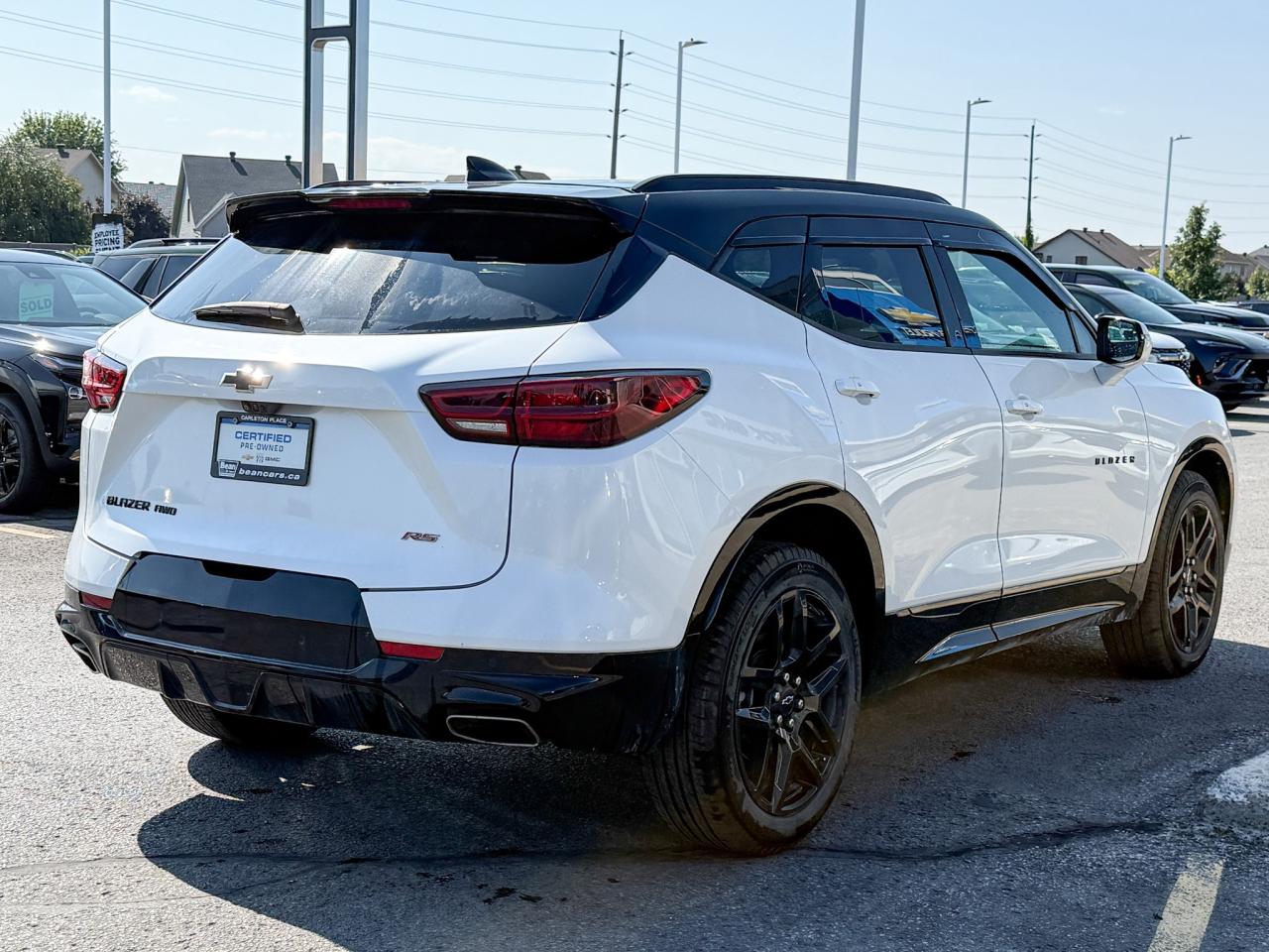 2024 Chevrolet Blazer CLEAN CARFAX, 3.6L V6, RS AWD, BLACK TWO TONE ROOF, HEATED/VENTILATED FRONT LEATHER SEATS, HEATED LEATHER WRAPPED STEERING WHEEL, NAVIGATION, BOSE PREMIUM AUDIO SYSTEM, SKYSCAPE SUNROOF, 20" TECHNICAL Photo
