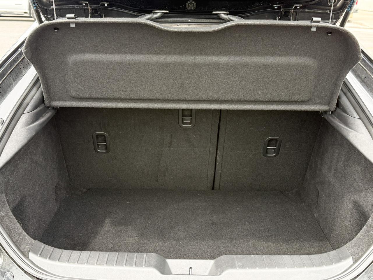 2023 Mazda MAZDA3 Sport GS Photo4