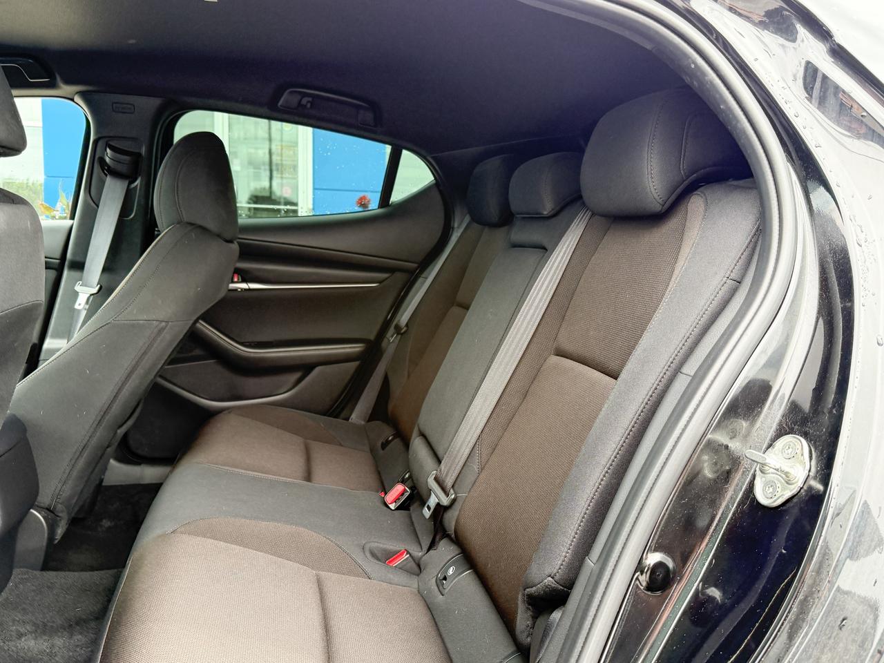 2023 Mazda MAZDA3 Sport GS Photo
