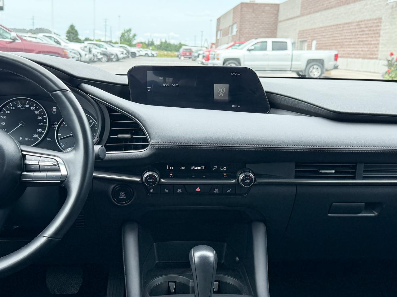 2023 Mazda MAZDA3 Sport GS Photo