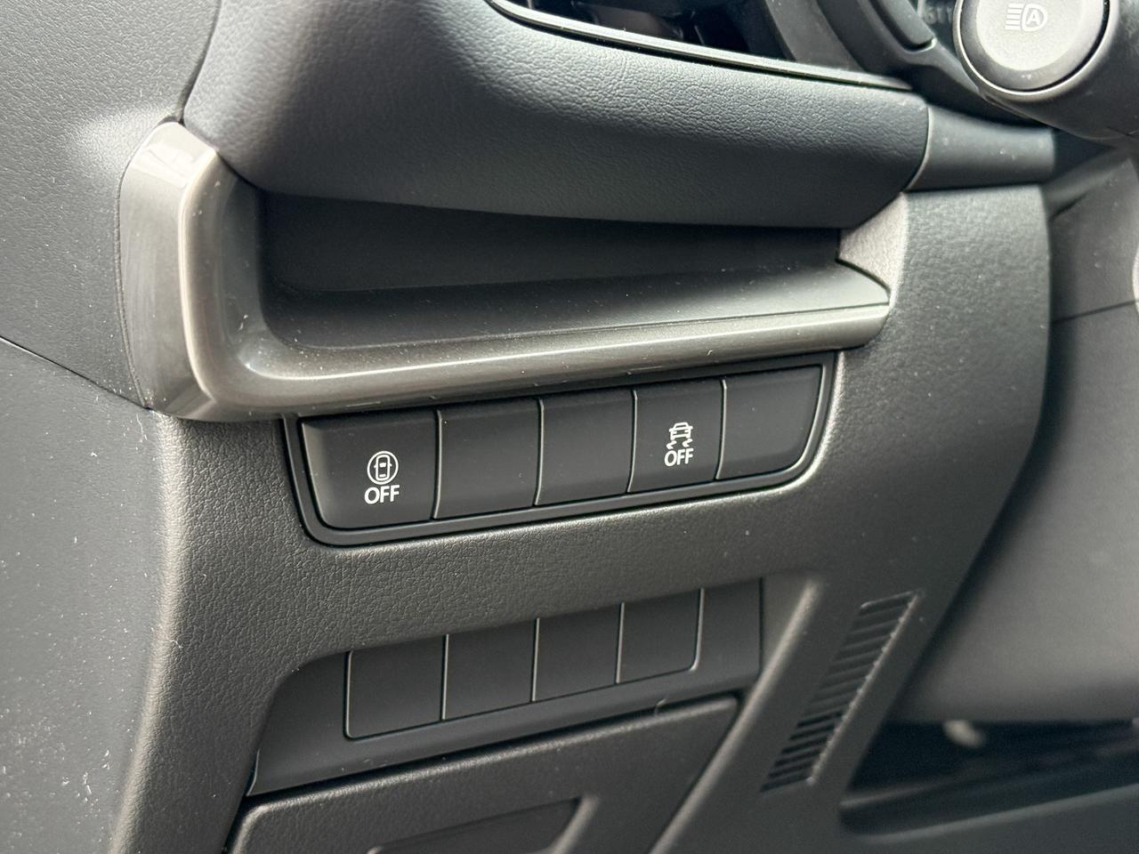 2023 Mazda MAZDA3 Sport GS Photo