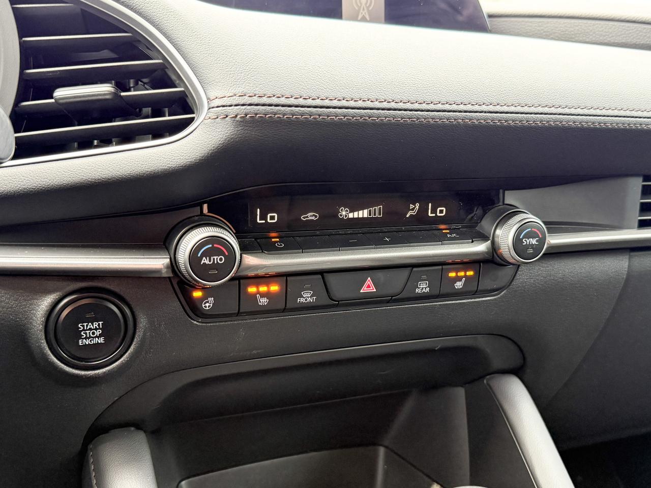 2023 Mazda MAZDA3 Sport GS Photo