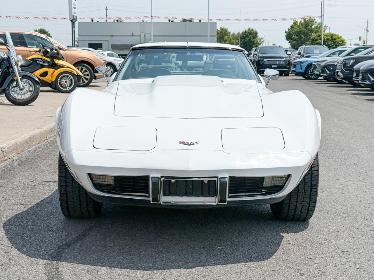 1977 Chevrolet Corvette CORVETTE L82 COUPE, 3-SPEED AUTOMATIC, LEATHER SEATS, T-TOP, POWER WINDOWS, CD PLAYER Photo