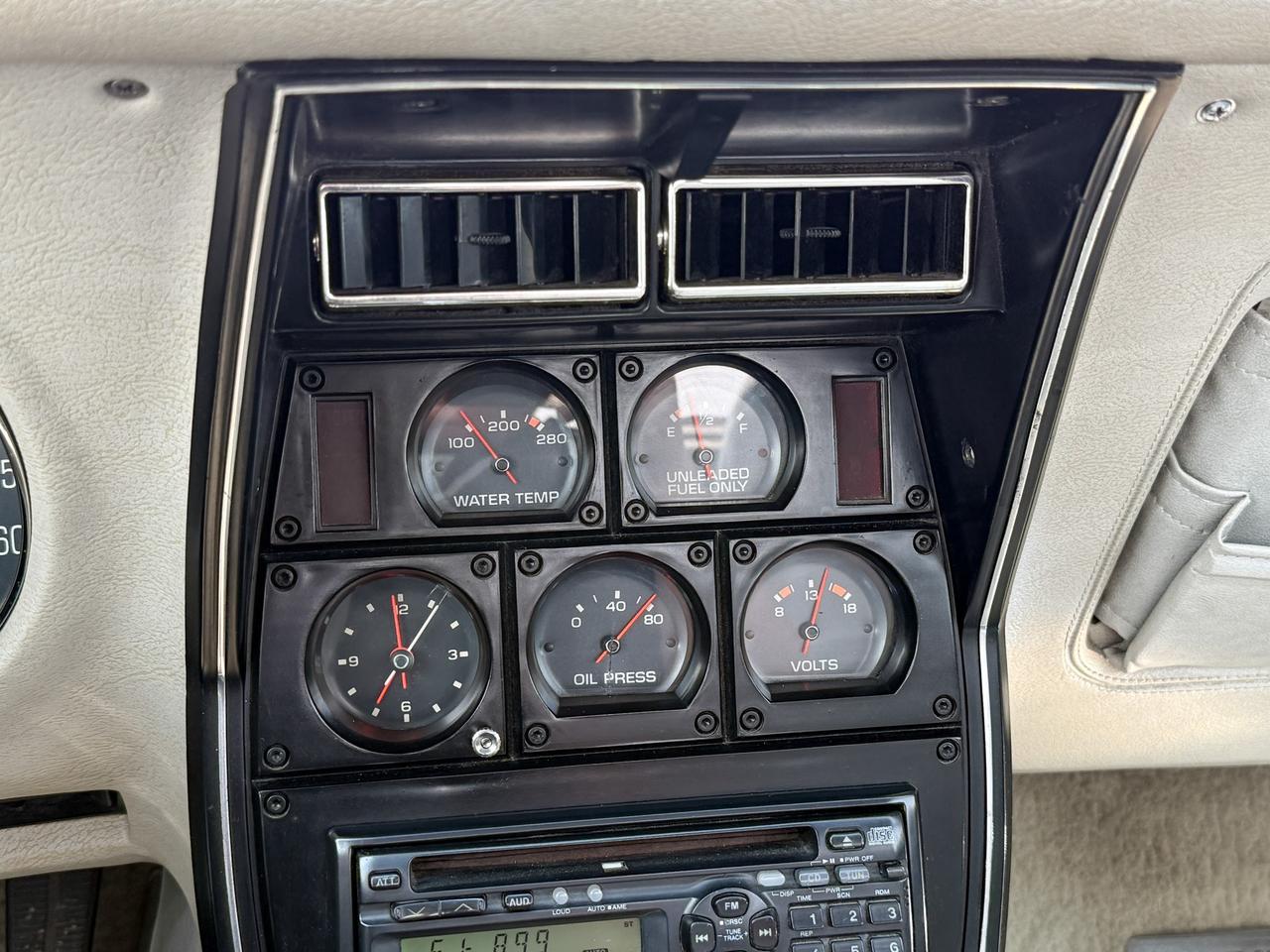 1977 Chevrolet Corvette CORVETTE L82 COUPE, 3-SPEED AUTOMATIC, LEATHER SEATS, T-TOP, POWER WINDOWS, CD PLAYER Photo
