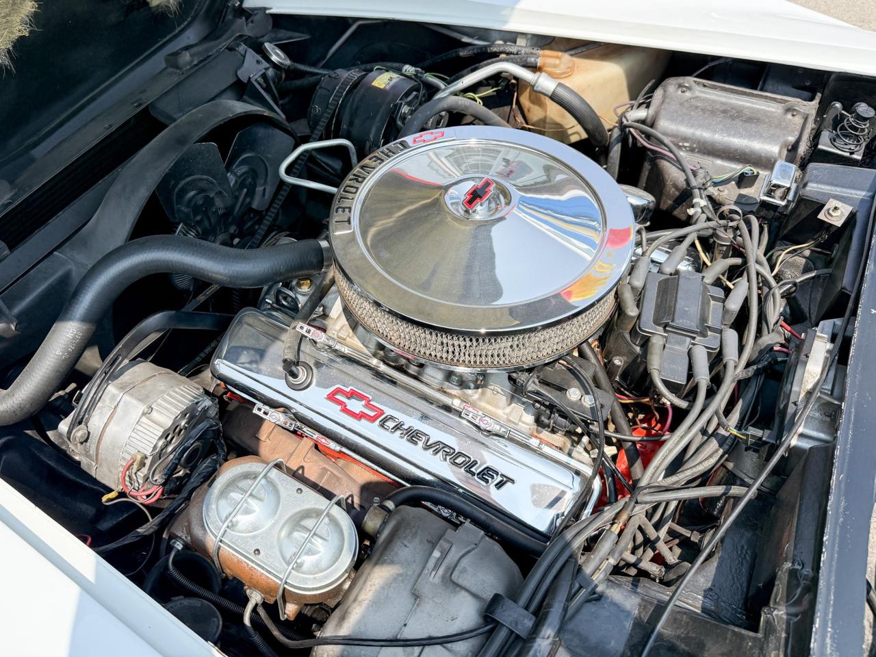 1977 Chevrolet Corvette CORVETTE L82 COUPE, 3-SPEED AUTOMATIC, LEATHER SEATS, T-TOP, POWER WINDOWS, CD PLAYER Photo