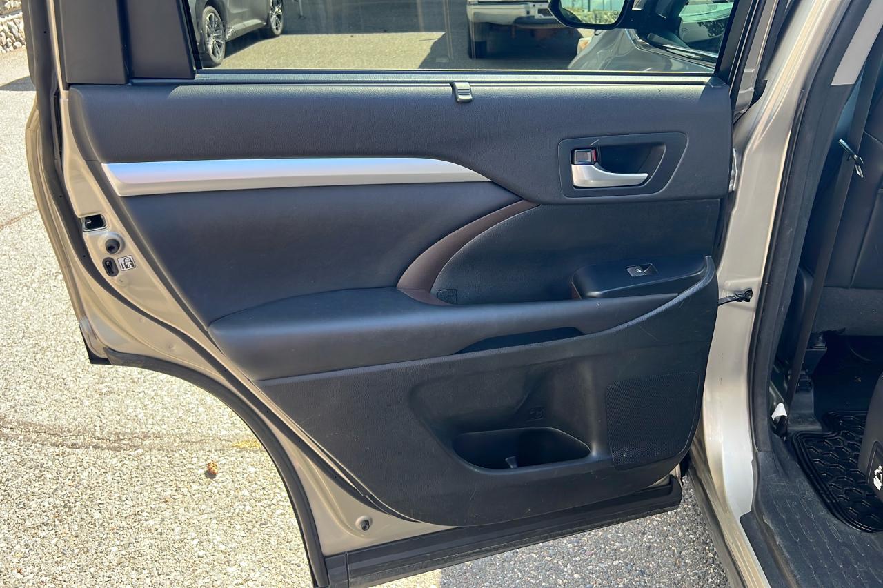 2016 Toyota Highlander XLE Photo