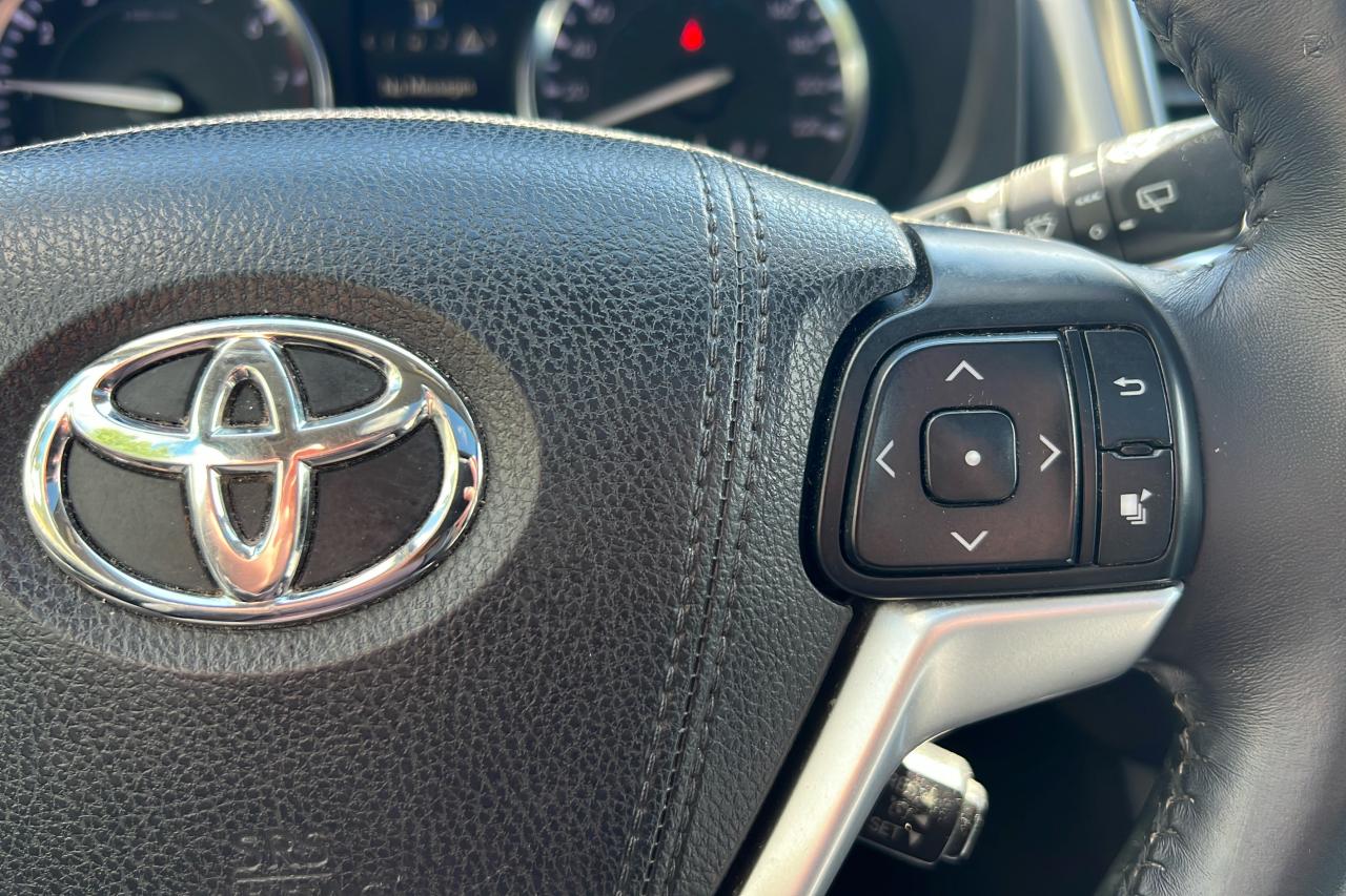 2016 Toyota Highlander XLE Photo