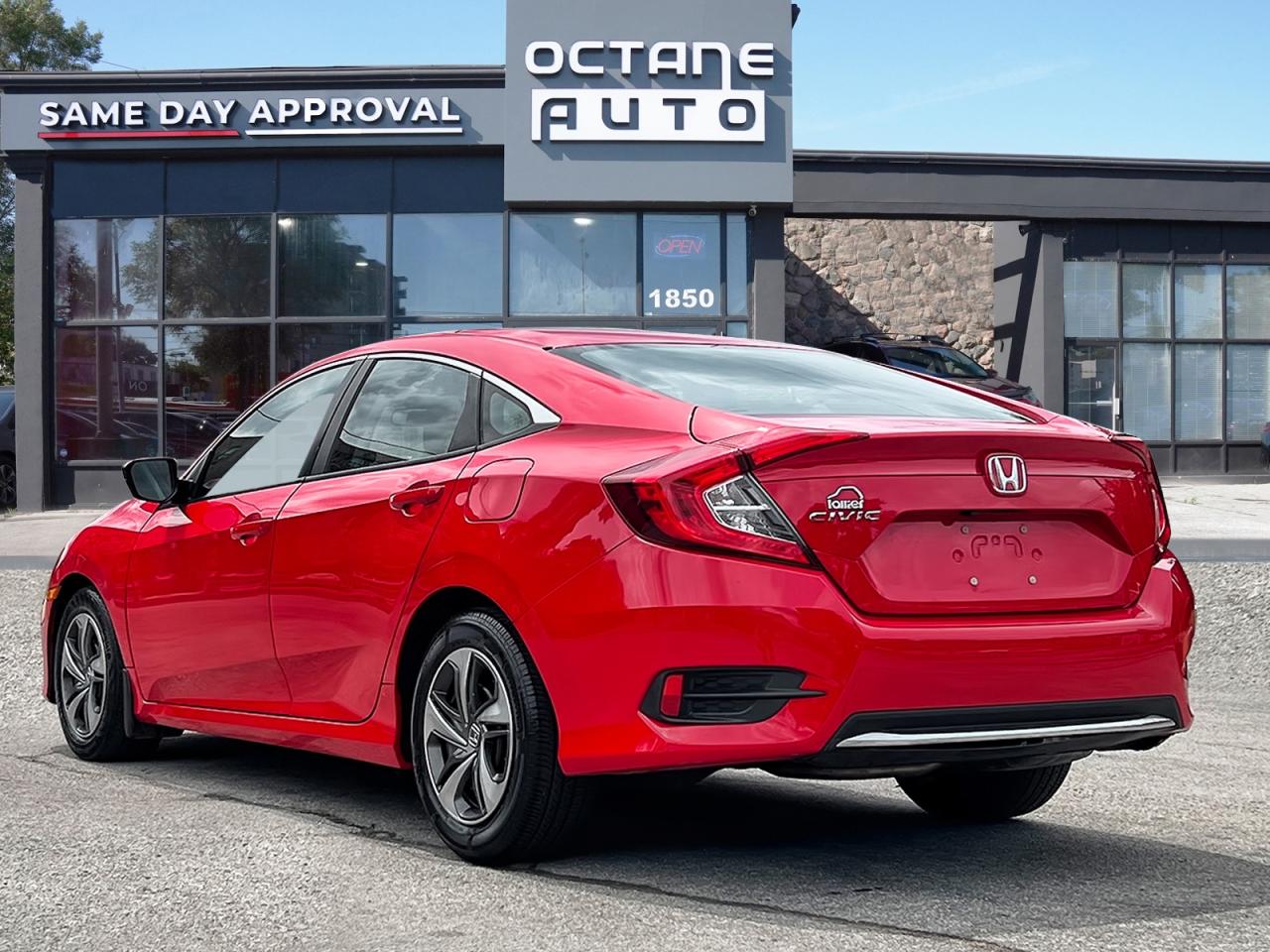 2019 Honda Civic LX Sedan CVT - Photo #4